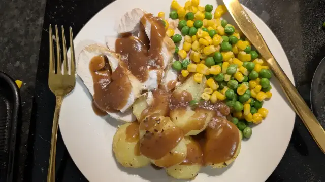 Roast Chicken, potatoes and veg
