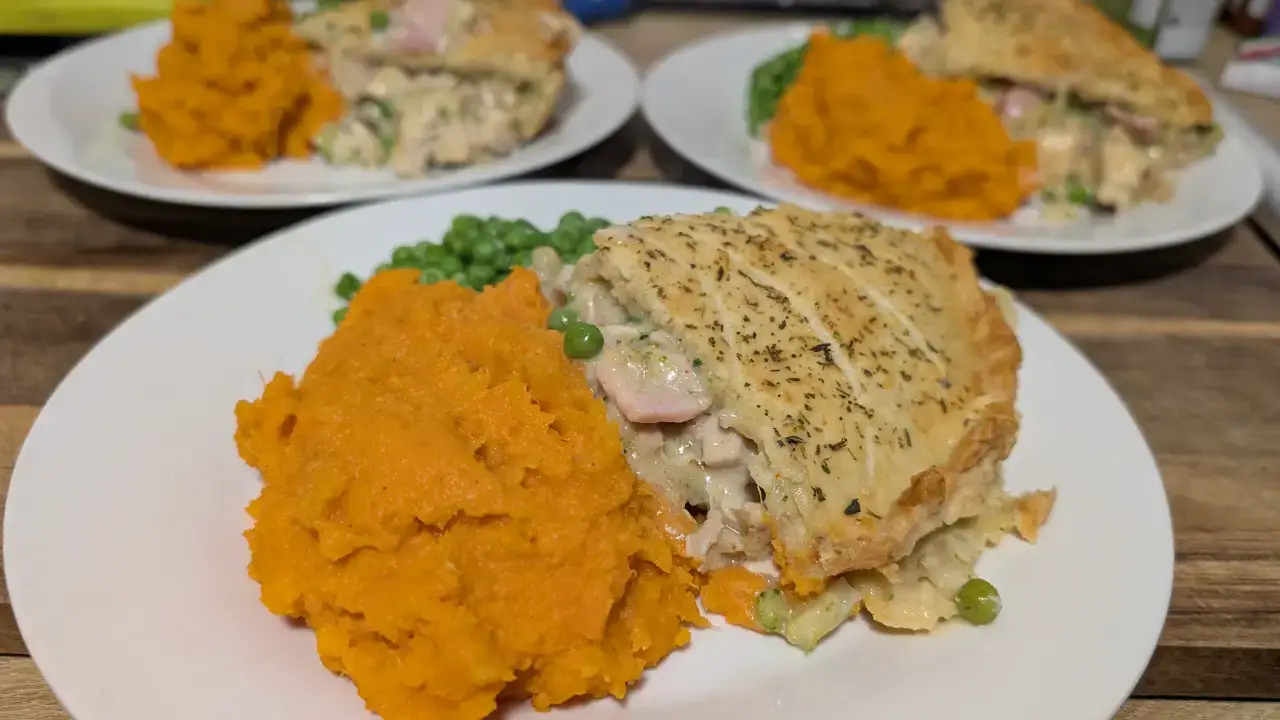Chicken And Bacon Pie