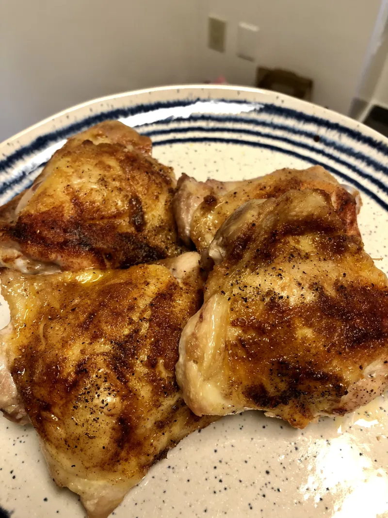 Weeknight Crispy Chicken Thighs