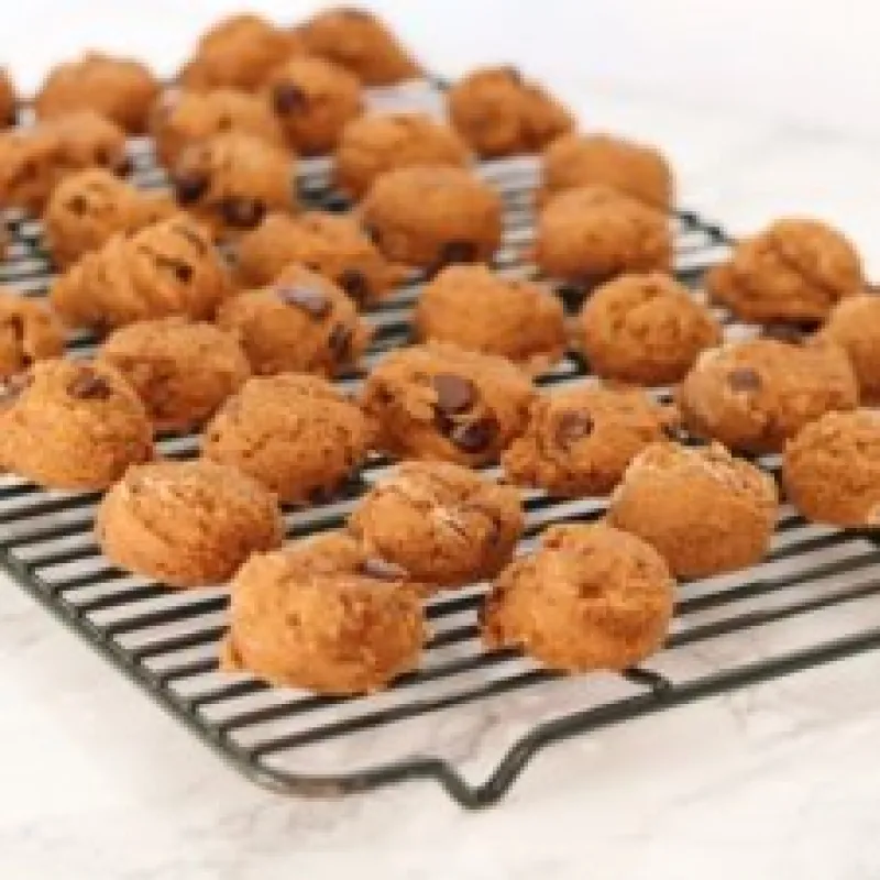 Healthified Pumpkin Chocolate Chip Cookies
