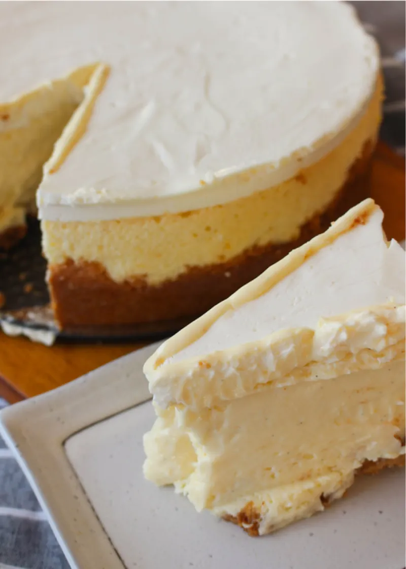 Classic New York Cheesecake (Easy, Crack-Free)