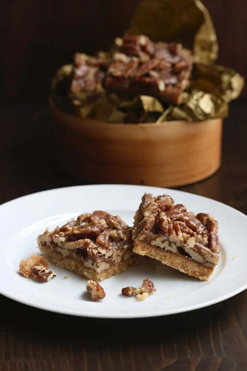 Keto Pecan Toffee Bars