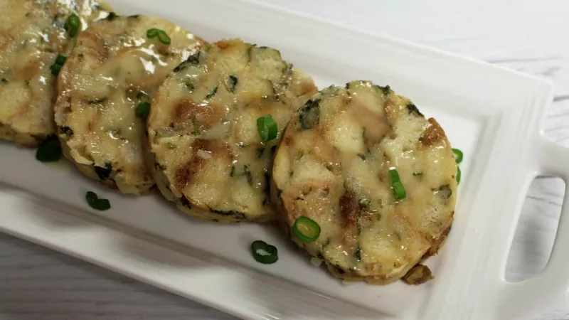 Bread Dumpling Logs - Serviettenknödel