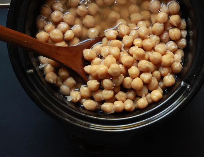 Slow Cooker Chickpeas