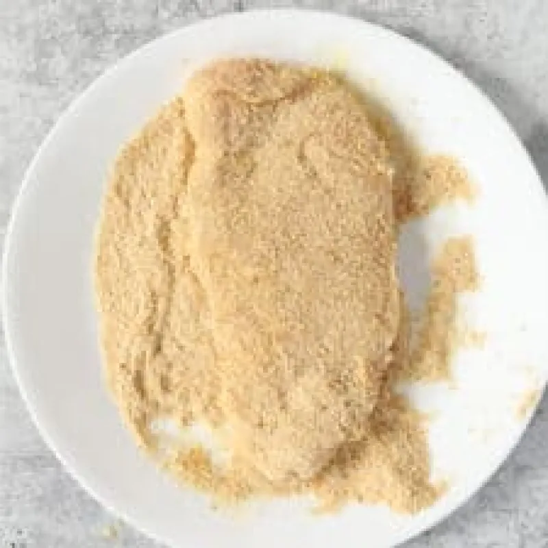 How to Dredge and Bread Chicken