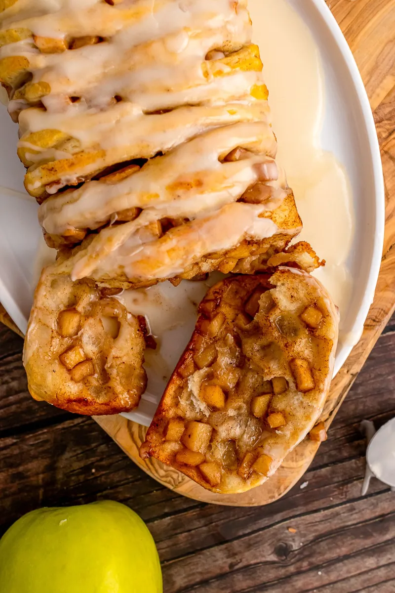 Apple Cinnamon Pull Apart Bread