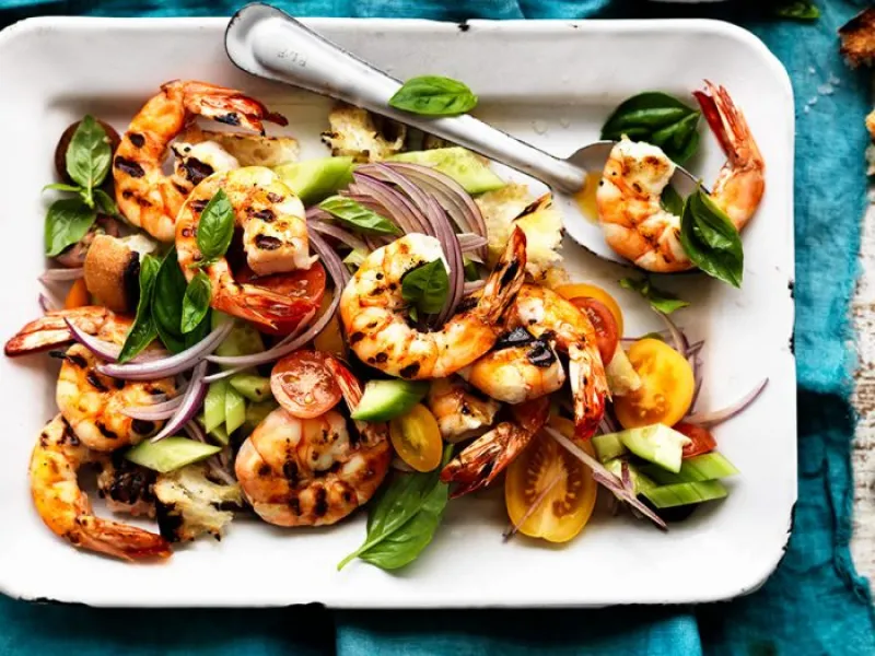 Australian prawn panzanella salad