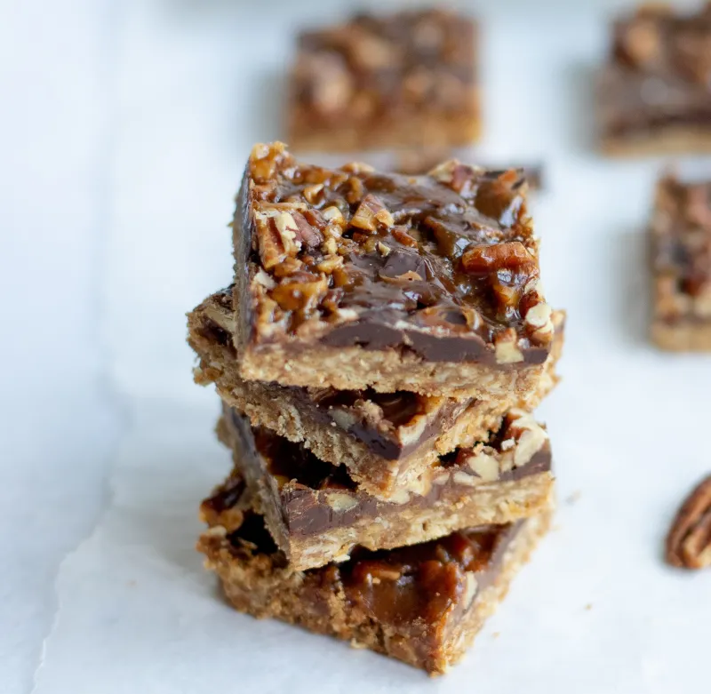 Pecan Caramel Chocolate Bars
