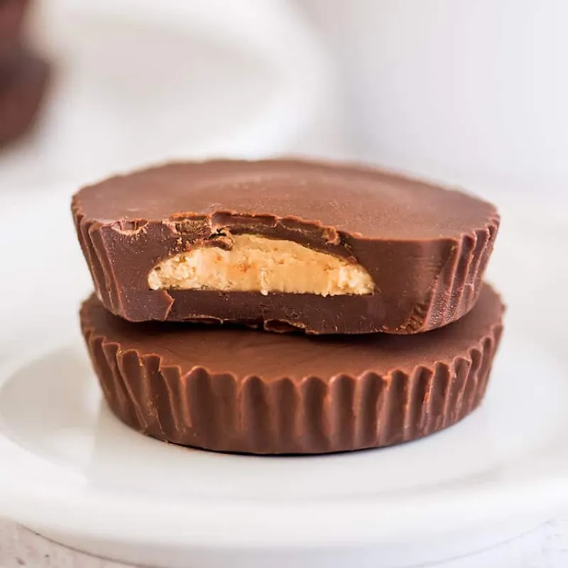 The Easiest Homemade Peanut Butter Cups (Small-batch)