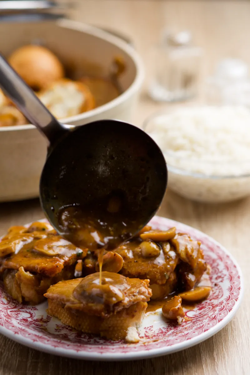 Veal Medallions in Creamy Mushroom Sauce