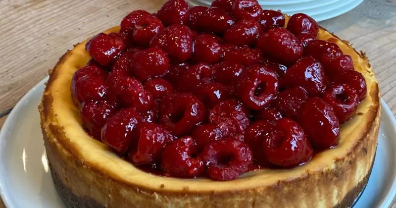Raspberry Cheesecake | Recipes