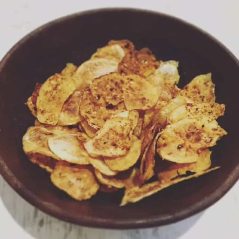 Healthy Homemade Potato Crisps 