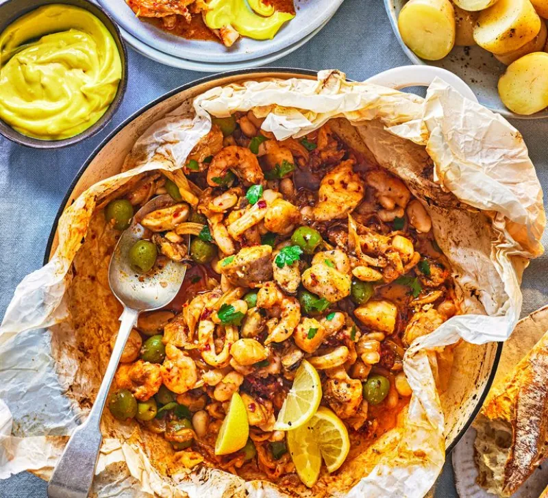 Nduja, fennel & seafood en papillote with cheat's aioli