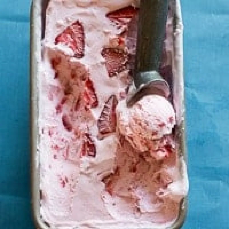 Easy Fresh Strawberry Ice Cream Recipe: No-churn, 3-Ingredients