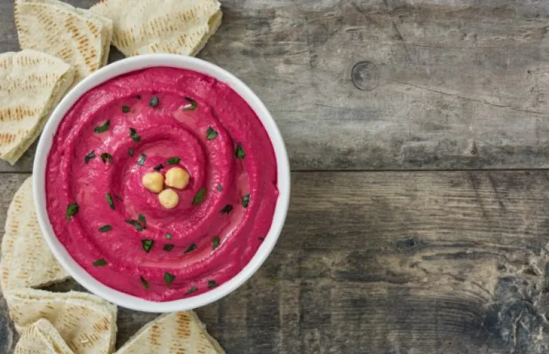 Beetroot hummus