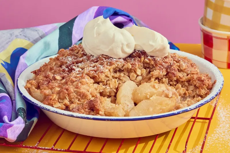 The unbeatable air fryer crumble