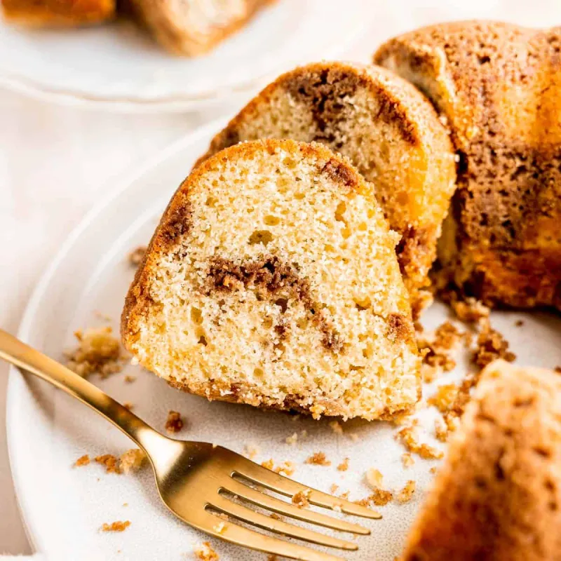 Cinnamon Bundt Cake