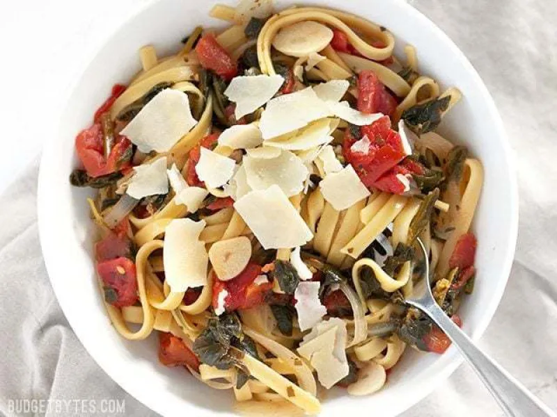 Tomato Spinach One Pot Pasta