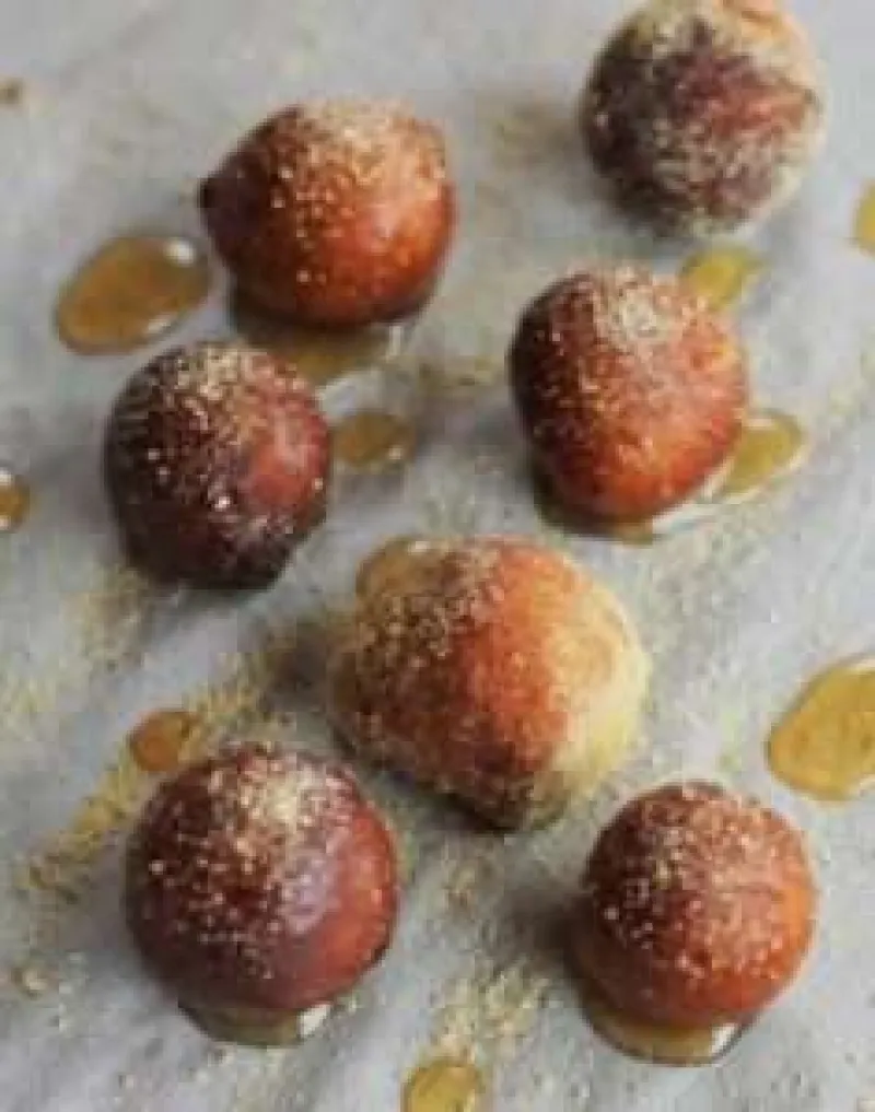 Maple Cinnamon Donut Holes
