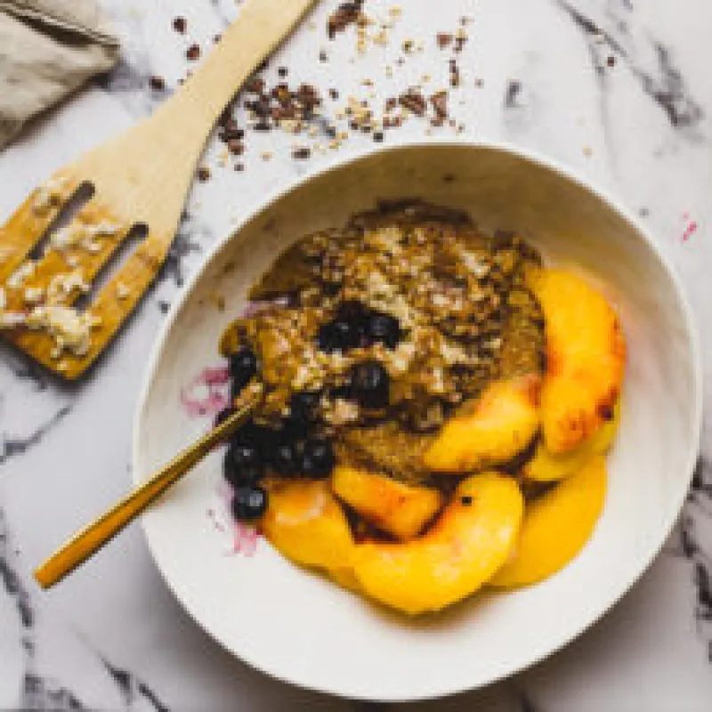 Blueberry Peach Flaxseed Oatmeal