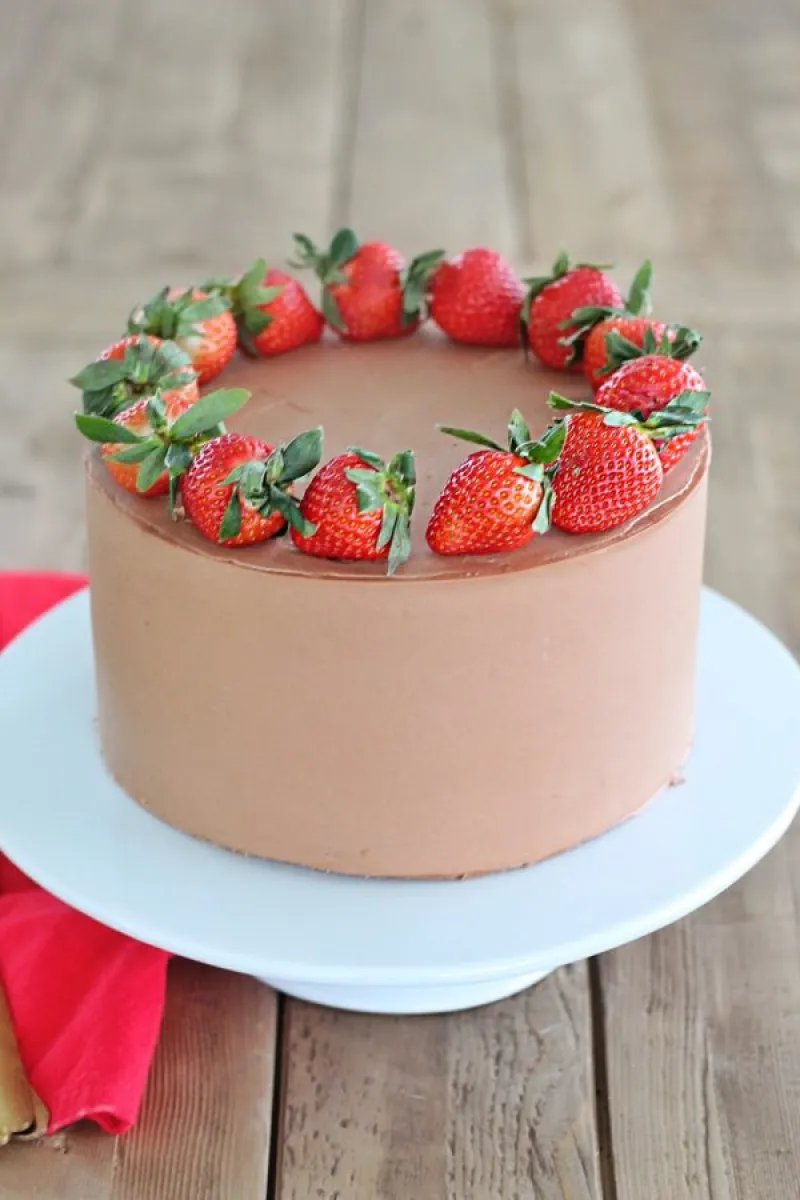 Chocolate Strawberry Nutella Cake