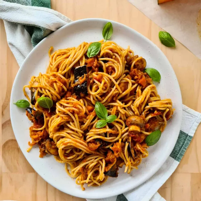 Vegetarian bolognese