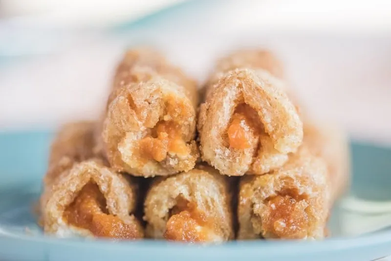 Pumpkin Cream Cheese Rollups