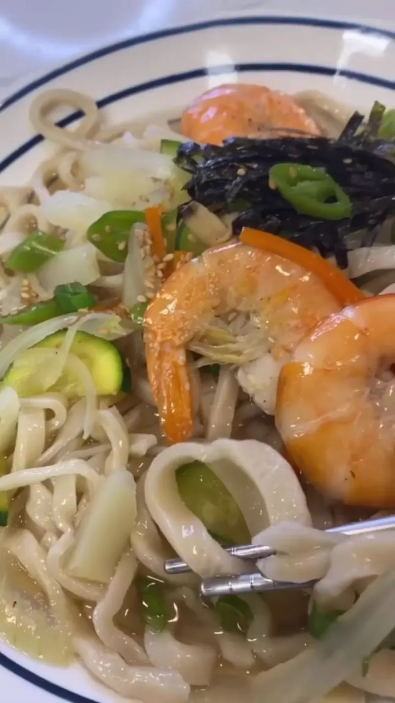 Handcut Noodles (Kalguksu)