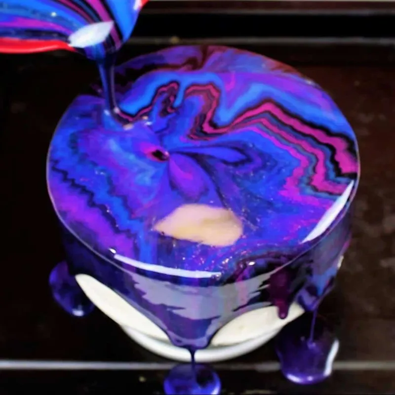 Easy Mirror Glaze Recipe