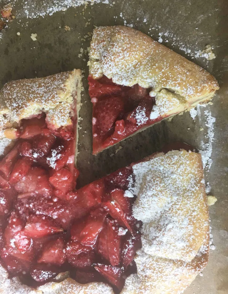 Balsamic Strawberry Fruit Galette