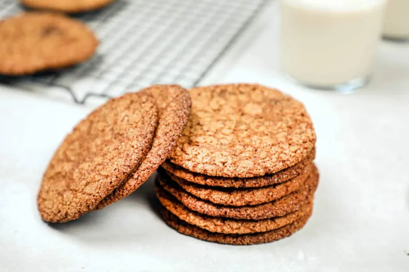 Old Fashioned Molasses Cookies