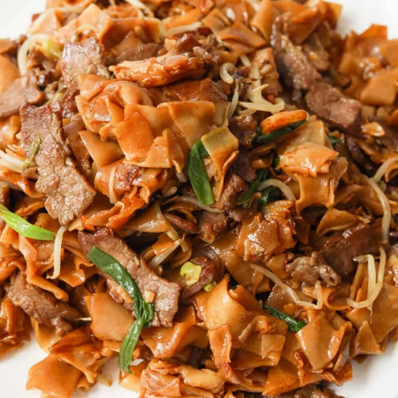 Quick & Easy Beef Chow Fun