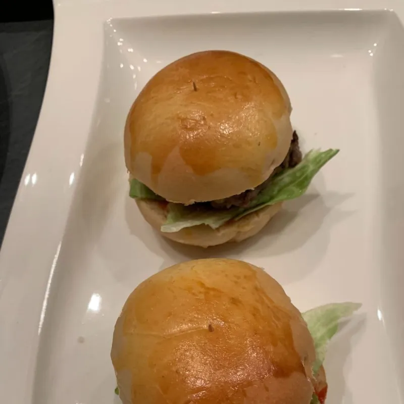 The utterly perfect mini cheeseburgers