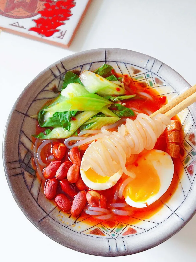 Chinese Hot and Sour Noodles