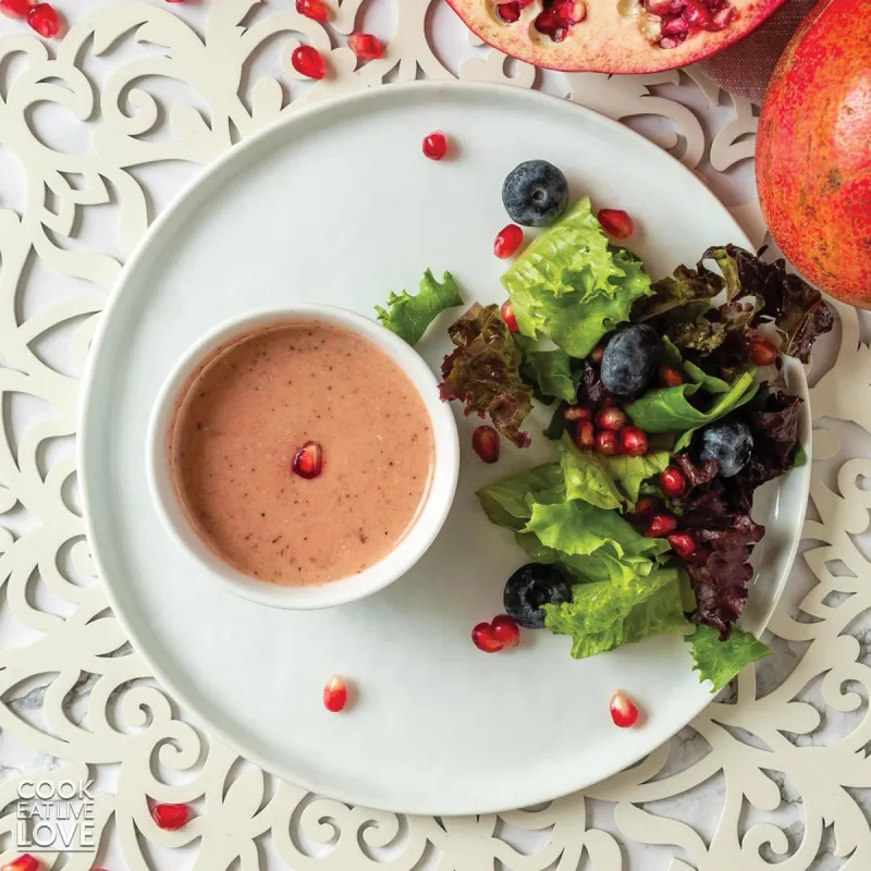 Quick and Easy Pomegranate Vinaigrette