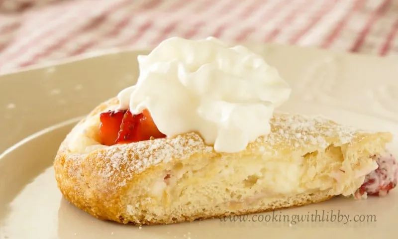 Strawberry and Lemon Cream Cheese Dessert