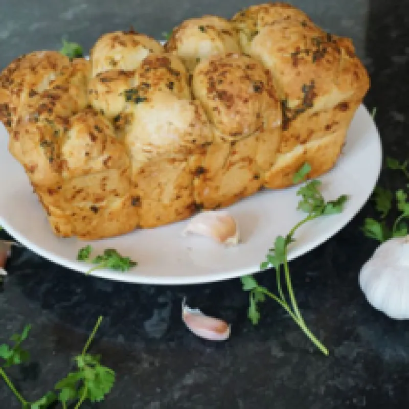 PULL APART GARLIC BREAD