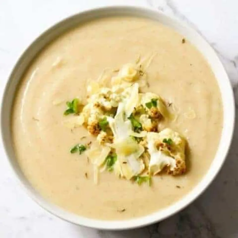 Roasted Cauliflower Soup