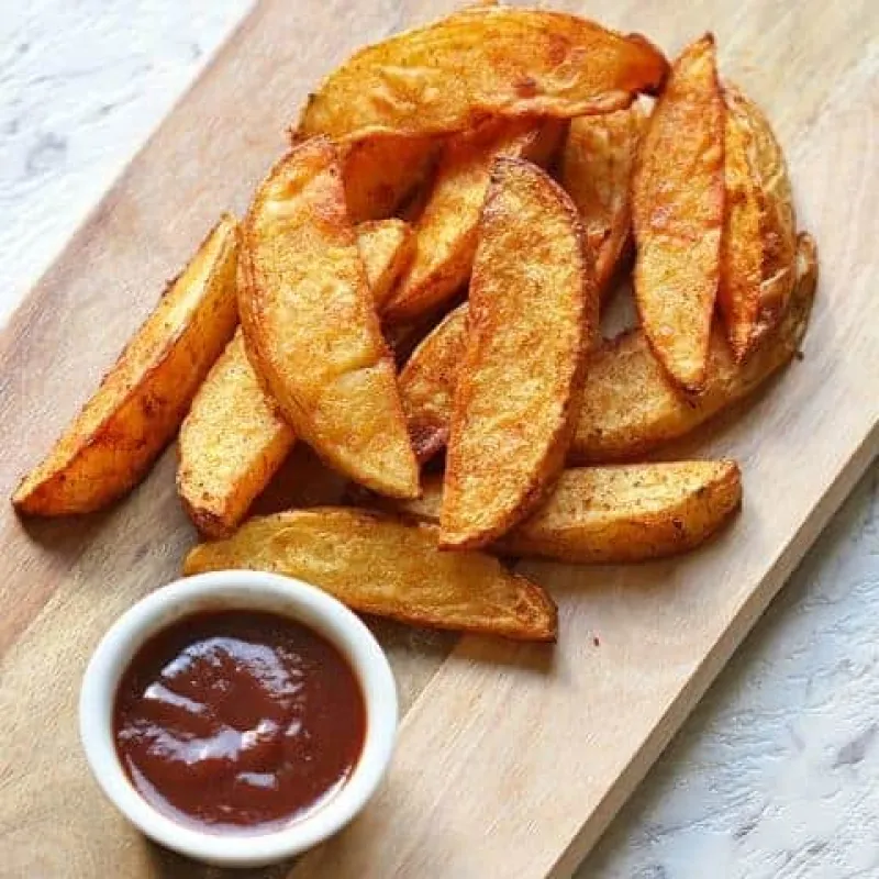 Crispy Baked Potato Wedges
