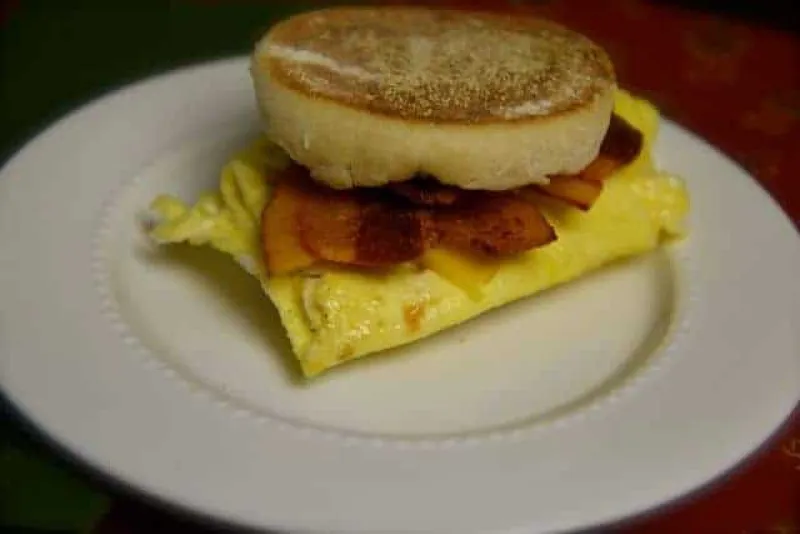 Burger King Bacon Gouda Muffin