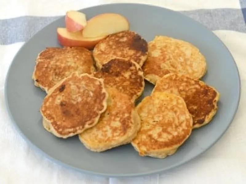 Wholemeal Apple and Cinnamon Pikelets