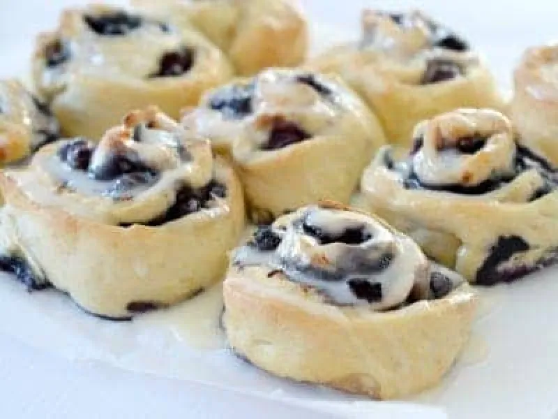 Blueberry and Cinnamon Scrolls