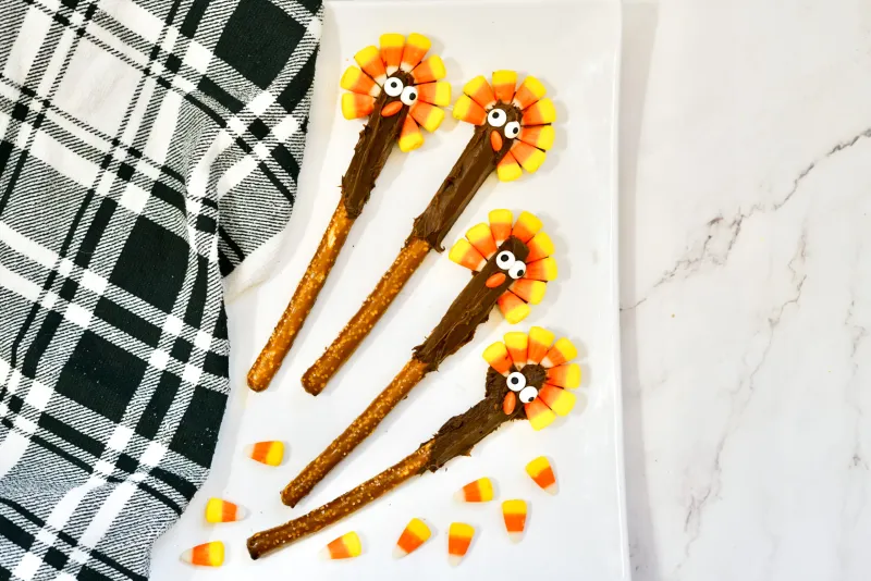 Turkey Pretzel Sticks