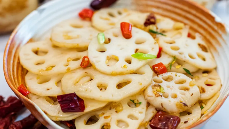 Stir Fry Lotus Root (小炒莲藕)