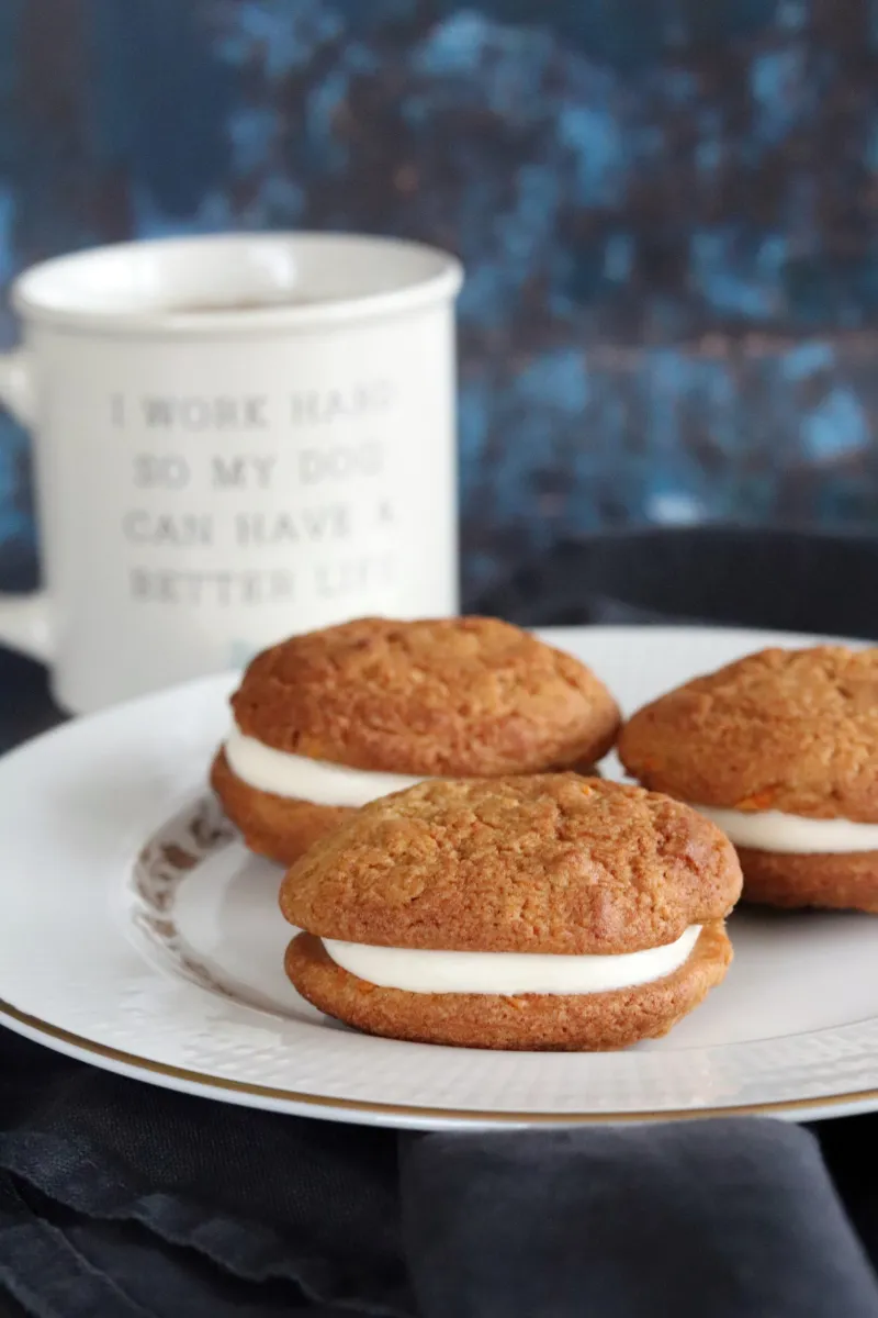 Carrot Cake Sandwich Cookies