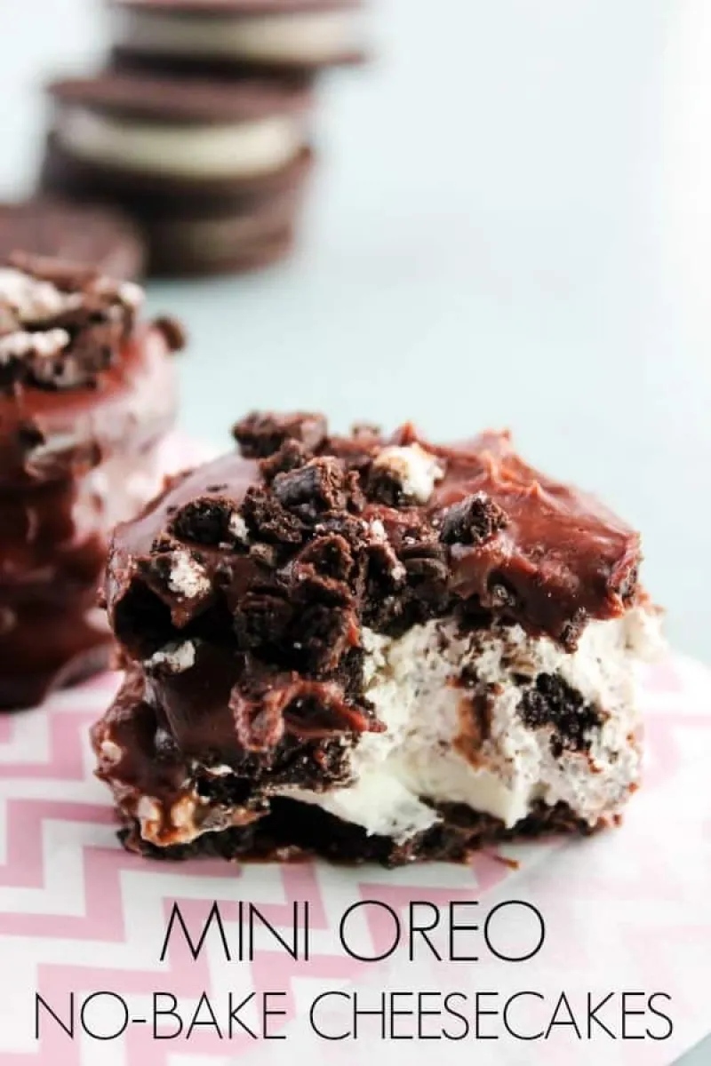 Mini Oreo No-Bake Cheesecakes