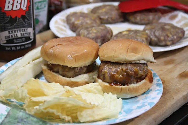 Viral Bacon Ranch Cheeseburger Sliders