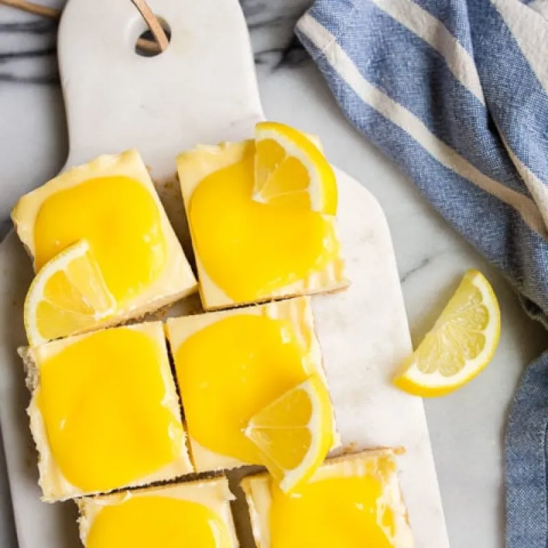 Lemon Cheesecake Bars