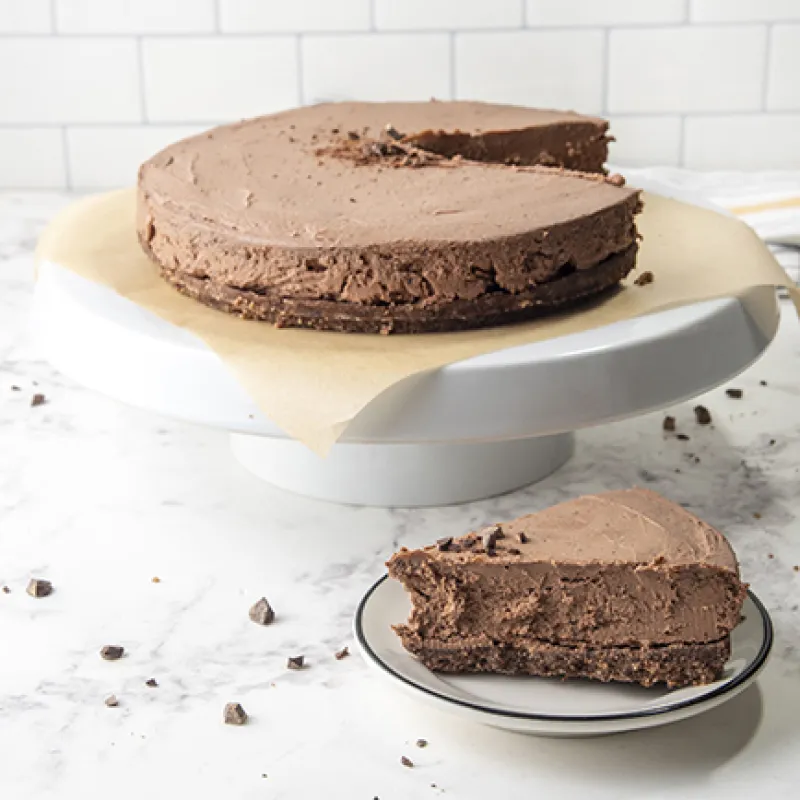 EASY NO BAKE CHOCOLATE CHEESECAKE