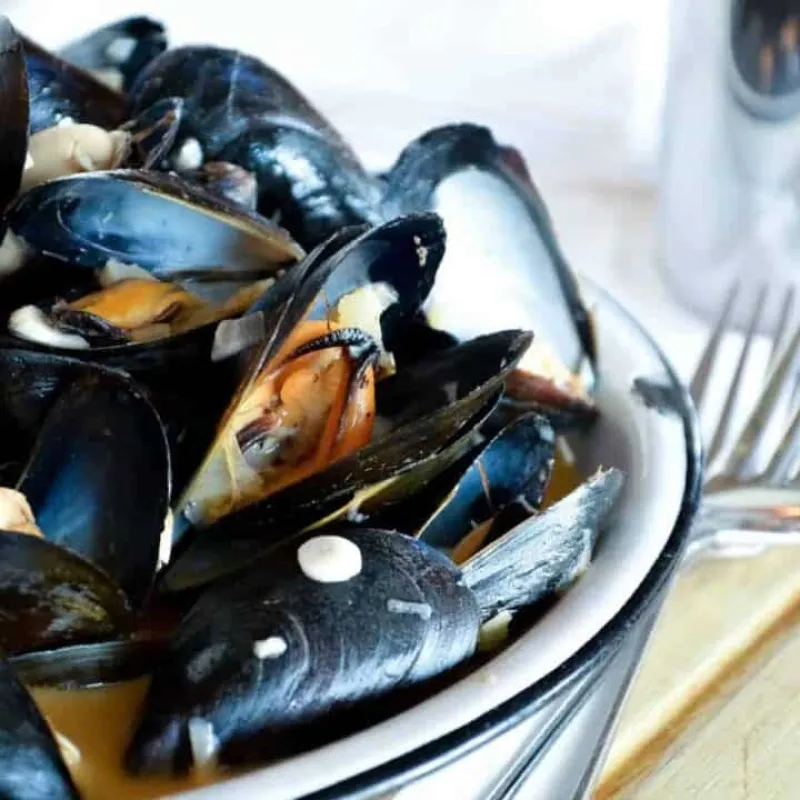 Coconut Curry Mussels